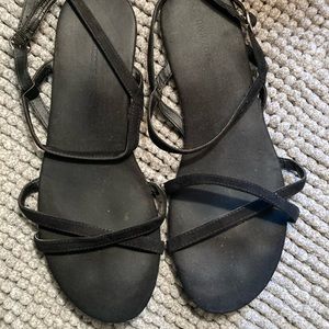H&M Comfortable Flat Sandals Size 8.5